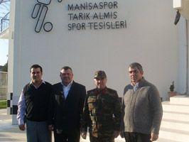 Paşa Manisaspor'u ziyaret etti