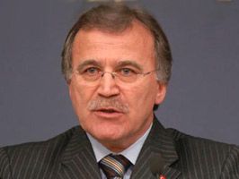 EMINE AYNA - Şahin'den Demokrasi vurgusu