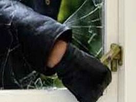MUSTAFA AVCı - Polisin nöbet tuttuğu binaya hırsız girdi