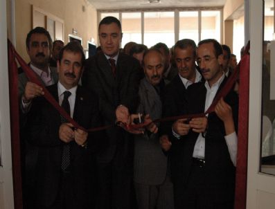 Ak Partili Vekiller Kız Pansiyonun Açılışını Yaptı