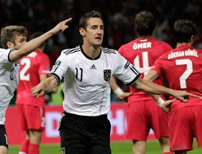 MEHMET AURELİO - Türkiye Almanya karşılaşması ve maçın golleri