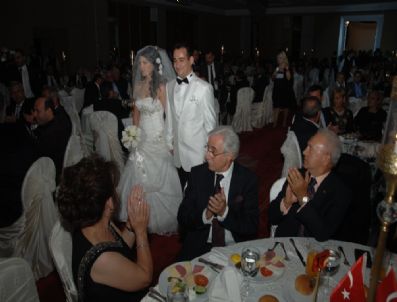 İSMET VURSAVUŞ - Aldırmaz Oğlunun Nikahını Kıydı