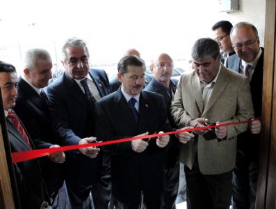 TURHAN TOPÇUOĞLU - Kastamonu Ticaret Borsası Yeni Binasında