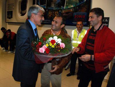 OKTAY SARAL - Of'ta Trabzon-şanlıurfa Dostluğu