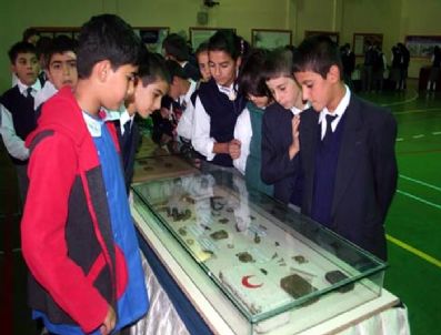 Çanakkale 1915 Savaş Eserleri Gezici Müzesi Üzümlü'de