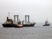 Çanakkale Boğazı'ndan Yedekli Gemi Geçişi