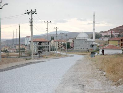 İRFAN DINÇ - Çankırı'da Asfalt Çalışması Sürüyor