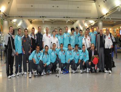 EL SALVADOR - Ampute Milli Futbol Takımı, Arjantin'e Gitti