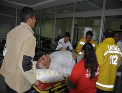 Çatı Tamir Ederken 5 Metre Yükseklikten Düştü