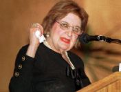 İsrail aleyhine konuşan ayakta kalamaz