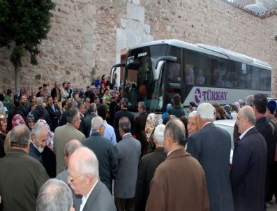 Sinoplu Hacı Adayları Dualarla Uğurlandı