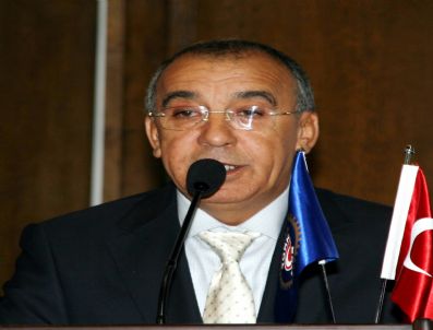 İSA GÖK - Türk-iş Yeni Anayasa Hazırlıklarına Başladı