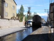 Yüksekova'da Yol Genişletme Ve Asfalt Çalışmaları