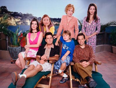 CHARLİE SHEEN - Dizi yıldızları ne kadar kazanıyor?