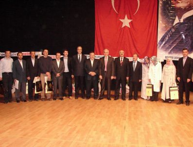 SIVIL TOPLUM KURULUŞLARı BIRLIĞI - Osmanlıca Kursunu Tamamlayanlara Sertifikaları Verildi