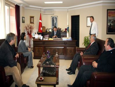 TÜRKIYE PARTISI - Tp Yönetimi Belediye Başkanını Ziyaret Etti