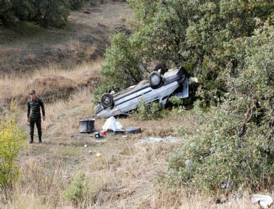 HÜSEYIN KAYA - Taşköprü'de Trafik Kazası: 2 Yaralı