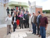 Vali Erkmen Cemevi İnşaatında İncelemelerde Bulundu