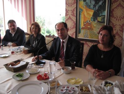 SUPHI ÖNER - Ak Parti'li Salt Mersin'deki Çalışmaları Değerlendirdi