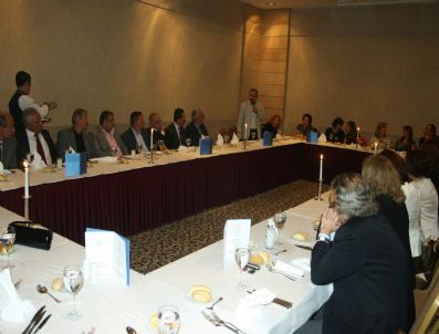 DEDEMAN OTELI - Atatürk Kız Lisesi 1977 Mezunları Bir Araya Geldi