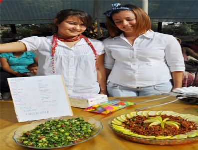 ŞEREFETTIN CANDA - Dünya Kadın Çiftçiler Günü