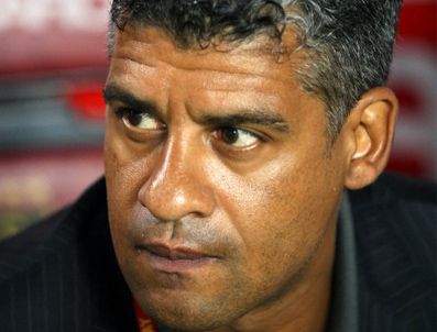 RIJKAARD - Rijkaard'dan yenilgi açıklaması