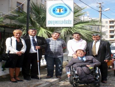 ÜTOPYA - Türkiye'deki Tüm Engellileri Kucaklamak İstiyorlar