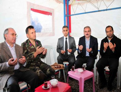 FATİH ÇİFTÇİ - Vali Karaloğlu Taziye Ziyaretlerinde