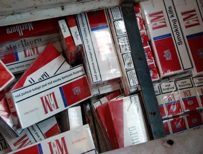 2 Bin 351 Karton Kaçak Sigara Ele Geçirildi