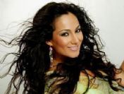 2005'te Almanya Güzeli seçilen Aslı Bayram'ın yıldızı parladı!