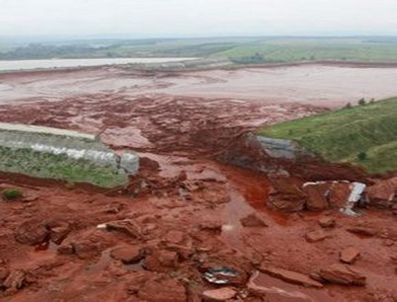 TUNA NEHRI - Karadeniz'de 'Kızıl çamur' tehdidi!