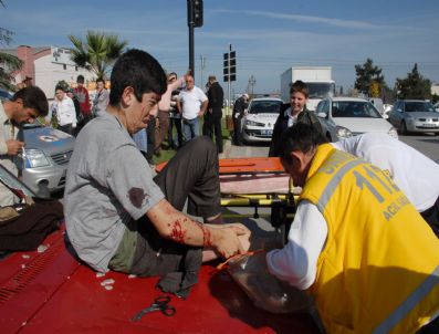 MEHMET USTA - Samsun'da Trafik Kazası: 1 Yaralı