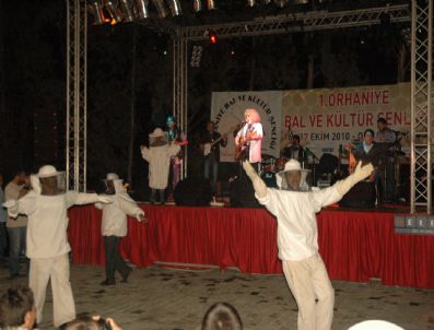 DERYA KÖROĞLU - 'Yeni Türkü' Bal Şenliğine Renk Kattı