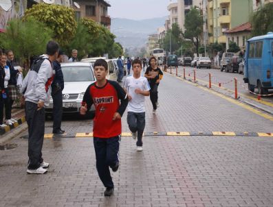 HÜMEYRA AKBAY - Soma'da Cumhuriyet Koşusu