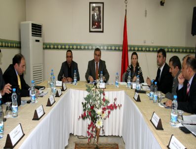 MEHMET ÜNAL - Uşak Valiliği 2010 Yılı 3. Dönem İl Koordinasyon Kurulu Toplantısı Yapıldı