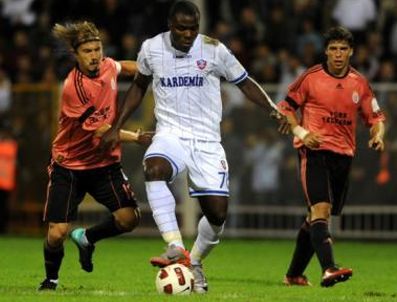 FRANK RİJKAARD - Kardemir Karabükspor Galatasaray maçının skoru