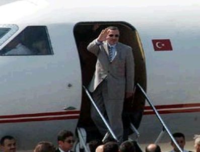 ANKARA EMNIYET MÜDÜRÜ - Başbakan Erdoğan Yurda Döndü