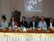 Ak Partililer Avukatlarla Buluştu