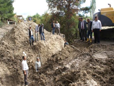 ALI SEZER - Soma'ya Bağlı Uruzlar Köyünde Heyelan