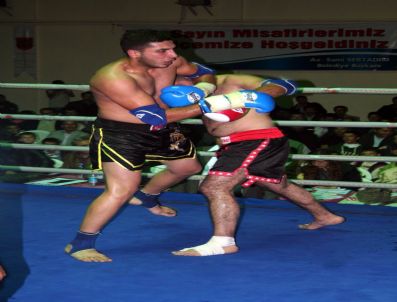TÜRKIYE MUAY THAI FEDERASYONU - Muay Thai Rüzgarı Üzümlü'de Esti