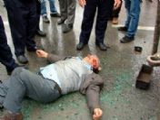 Otomobil Traktöre Çarptı: 1 Yaralı