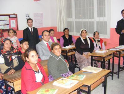 ZEKI ARSLAN - Torbalı Kaymakamı Eğitim Seferberliği Başlattı