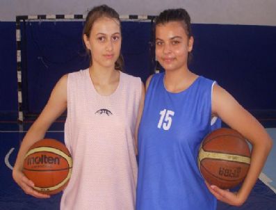 SERHAT ORHAN - Turgutlu Belediyespor Basketbol Takımında Milli Gurur