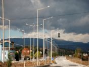 Gediz'de Duble Yol Orta Refüj Aydınlatması Yapılıyor