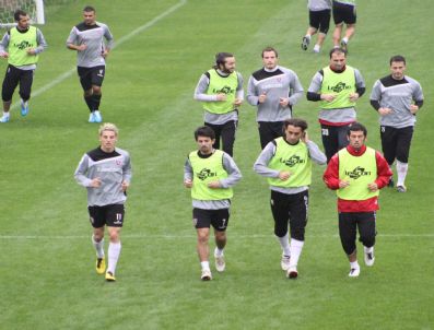 BEYPAZARı ŞEKERSPOR - Karabükspor'dan Çifte Hazırlık