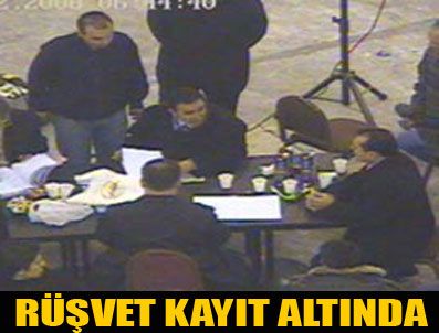 NAZIM KAYNAK - Rüşvet konuşmaları teknik takibe takıldı