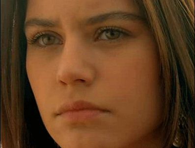 BEREN SAAT - Diziler hem kazanıyor hem kazandırıyor