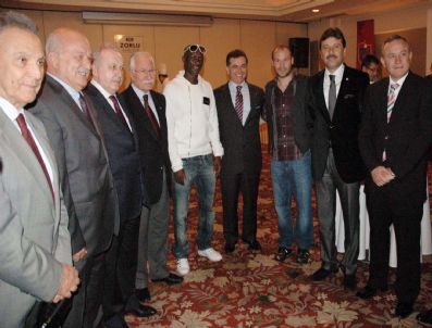 BONUS CARD - Sadri Şener: 'Atom Karınca Serkan Balcı'