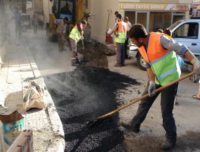 Eski Bozuyor, Yakutiye Yapıyor