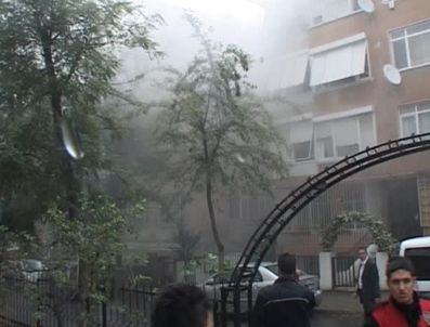 ABBAS AYDıN - Sevgilisini öldürdükten sonra intihar etti